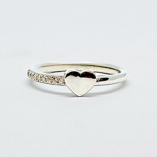 HEART RING WITH DIAMOND