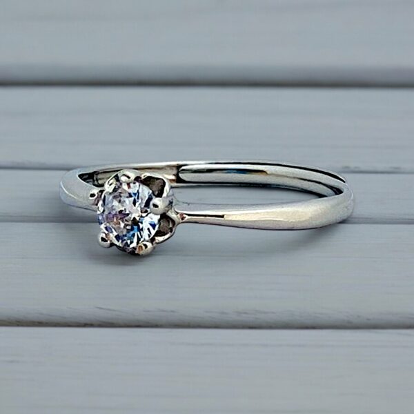 solitaire adjustable 92.5 sterling silver ring - Image 2