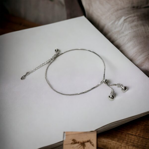 Eternal Elegance Chain Bracelet - Image 2